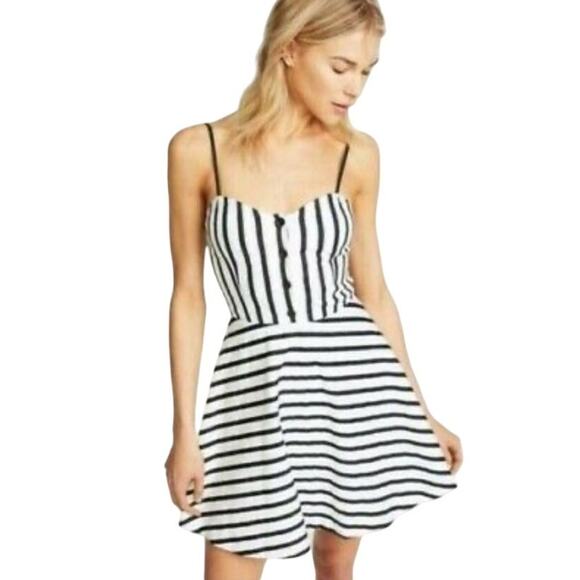Alice + Olivia Nella Button Front Cotton Mini Dress Black White Stripe, size 10 - Picture 1 of 7